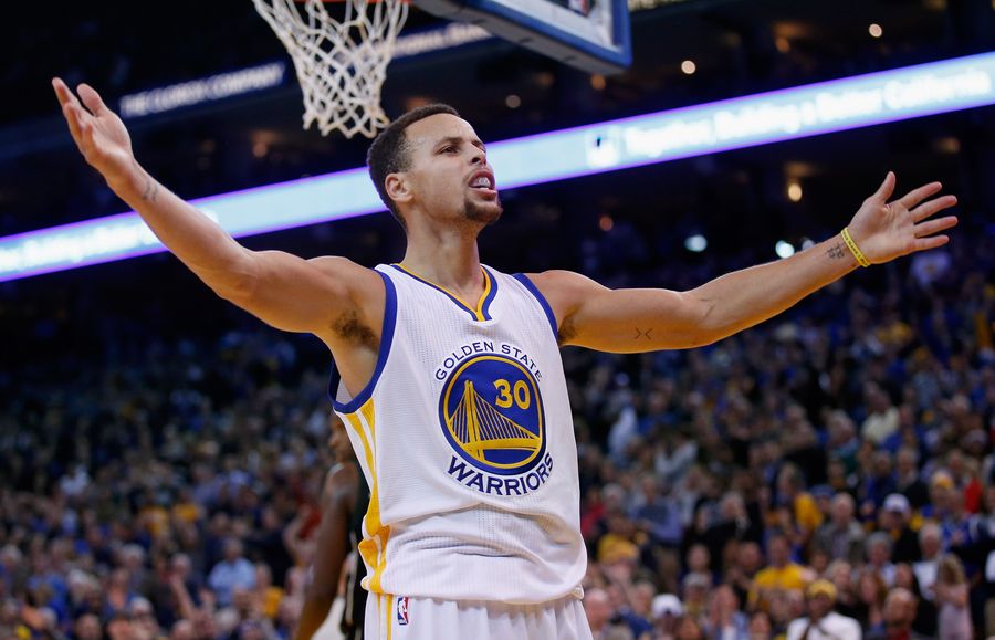 Is Steph Curry
Making Other NBA Players Worse?