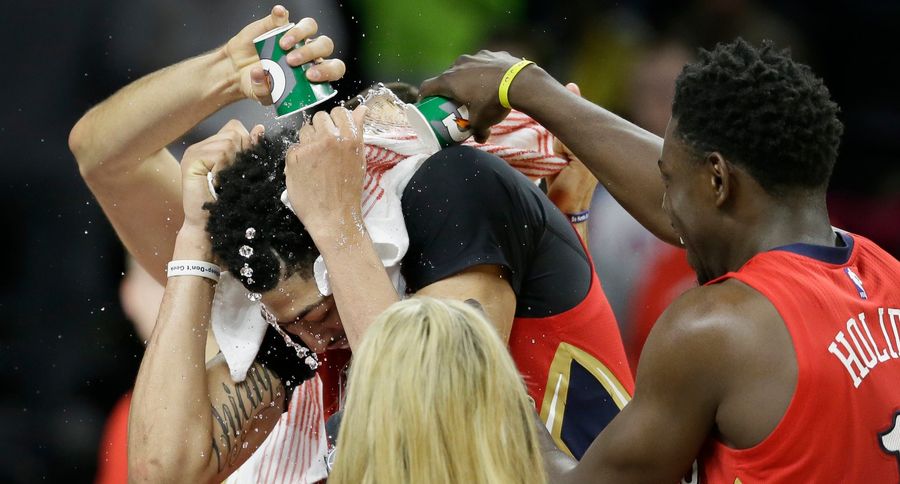 Holy Smokes, Anthony Davis Just Had The Game Of The Season