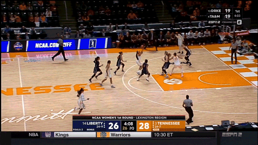 Tennessee Player&#39;s Layup Gets Stuck In The Net, Somehow Doesn&#39;t Count