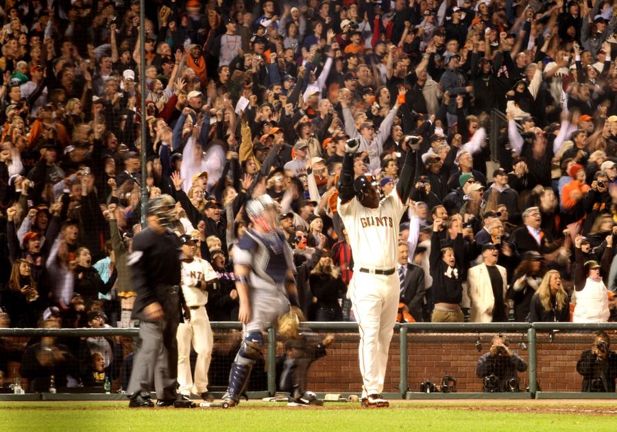 Barry Bonds Was An Alien God Who Destroyed Space-Time To Bring Us Joy