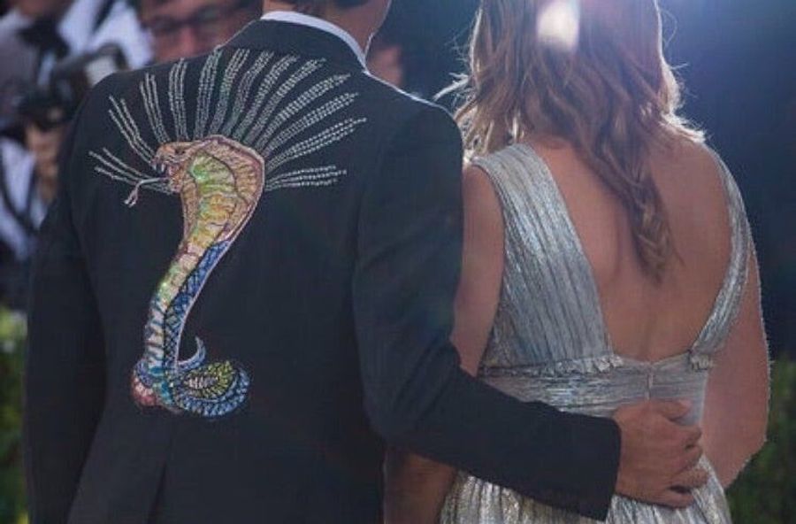 Roger Federer Went To The Met Ball In A Sweet-Ass Cobra Tuxedo