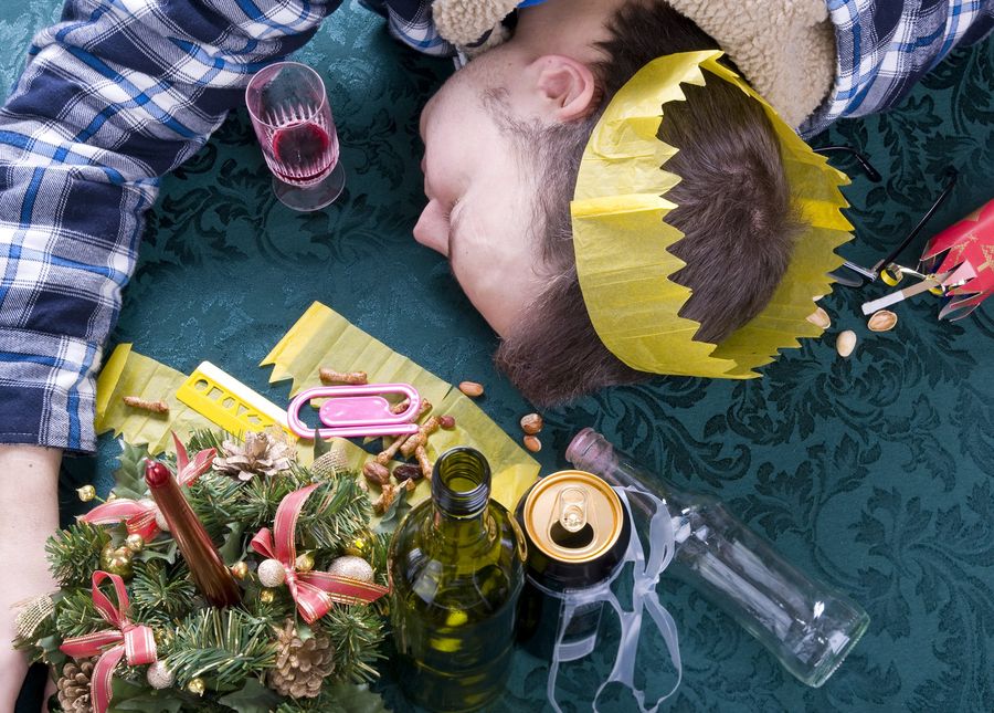 Here&#39;s Your Holiday Party Pre-Cleanup Checklist
