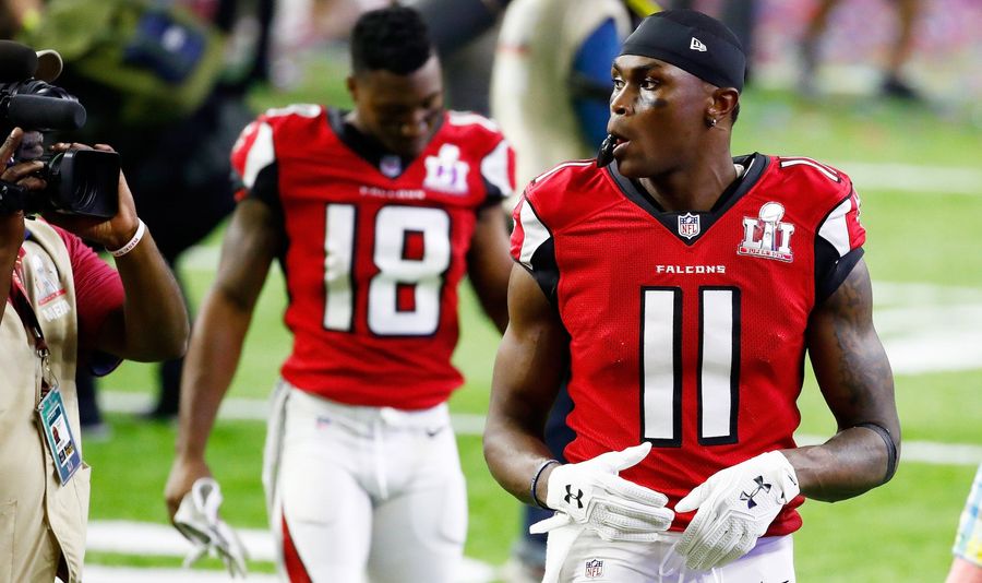 Julio Jones Hires Dive Team To Recover $100K Earring He Lost While Jet Skiing