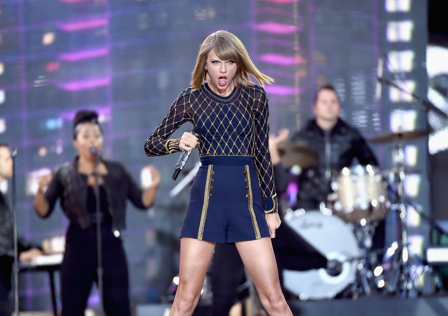Taylor Swift&#39;s <i>1989</i> Proves That &quot;Pop&quot; Doesn&#39;t Mean Anything Anymore