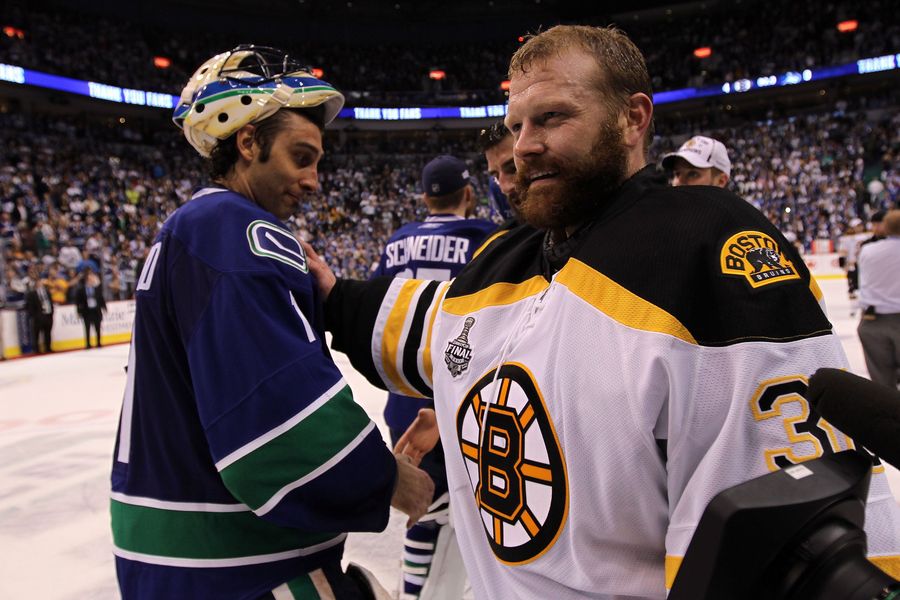 Canucks Finally Trade Roberto Luongo, Prepare To Blow Everything Up