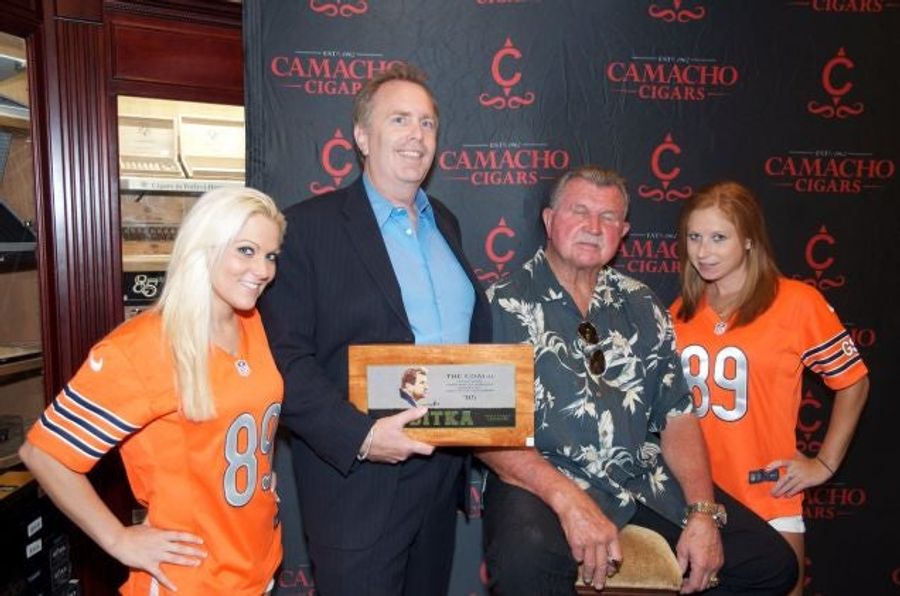 Mike Ditka Says He's "Embarrassed" For "Hands Up, Don't Shoot" Rams