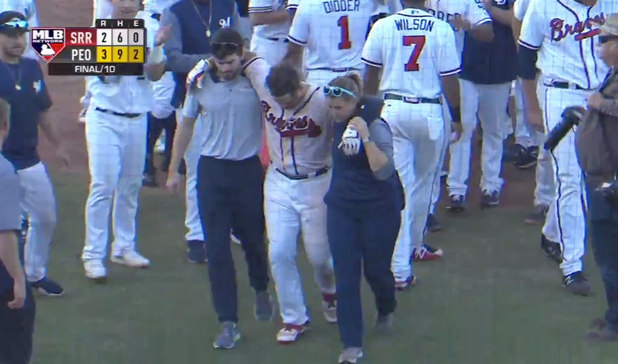 Braves Prospect Appears To Break Foot After Hitting Walk-Off Homer In AFL Championship Game