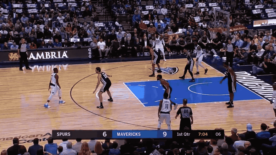 Pau Gasol Gets A Front-Row Seat To Dennis Smith Jr.&#39;s Giant Dunk