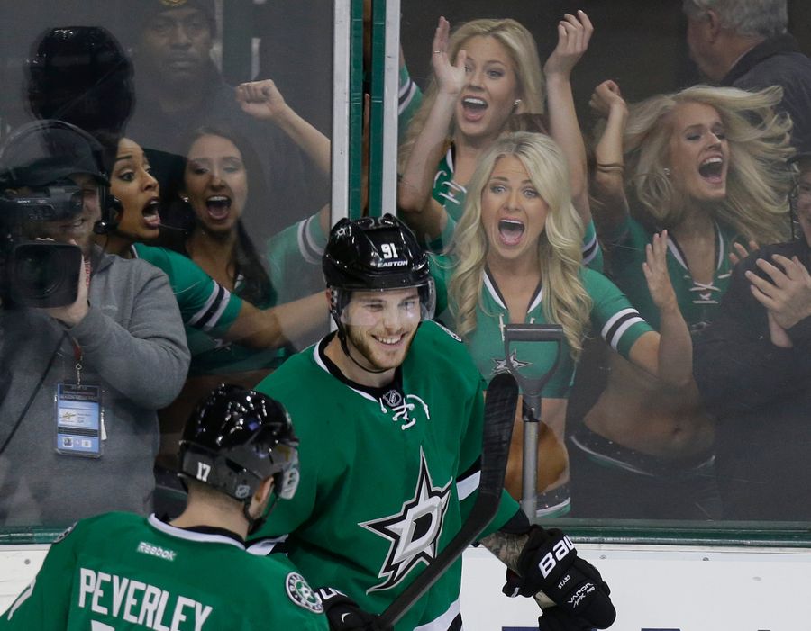 Tyler Seguin&#39;s Hat Trick Makes Ice Girls Flip Out