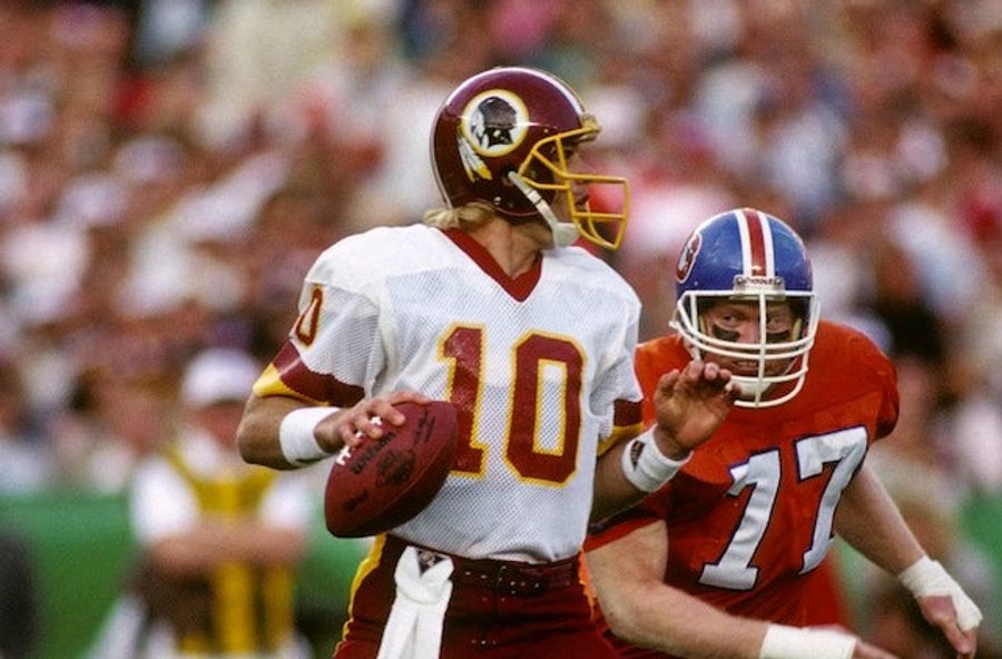 Former 'Skins QB Expresses World's Dumbest Thought About Team's Name