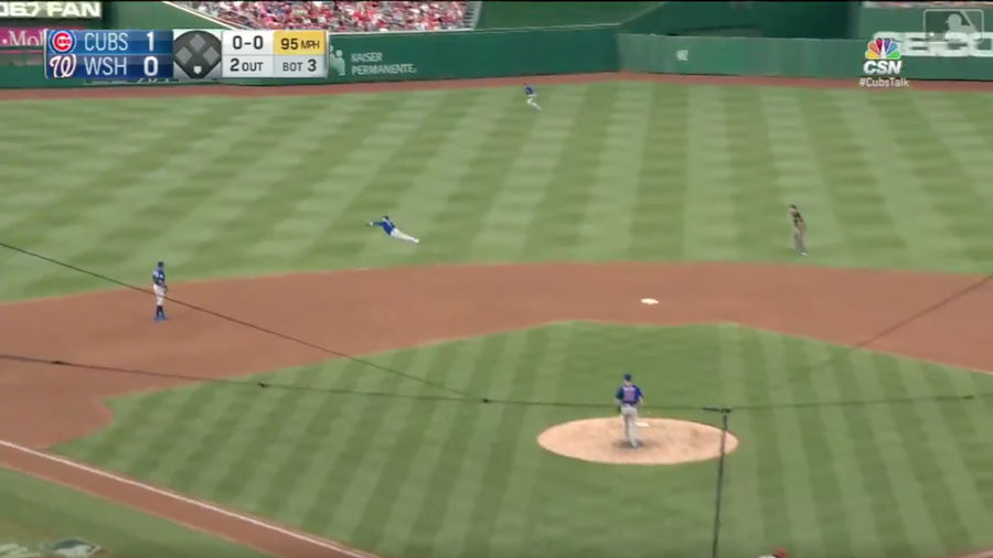 Javier Báez Robs Bryce Harper With Perfect Leaping Grab