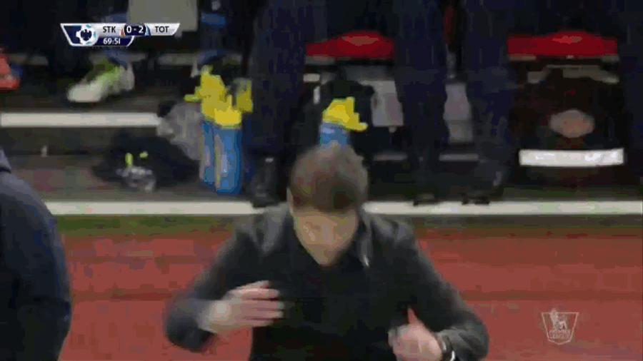 Dele Alli's Horrific Miss Breaks Mauricio Pochettino's Brain