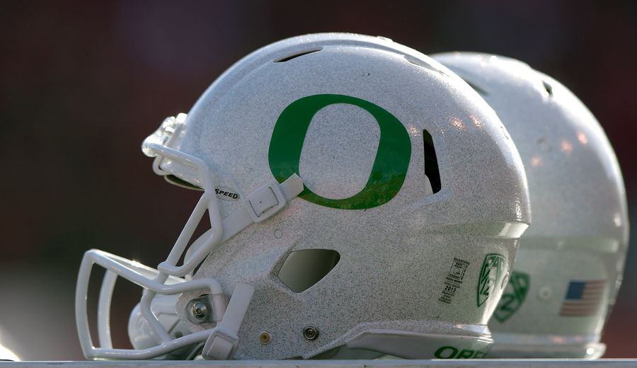 Report: Three Oregon Ducks Players Hospitalized After Grueling Workouts