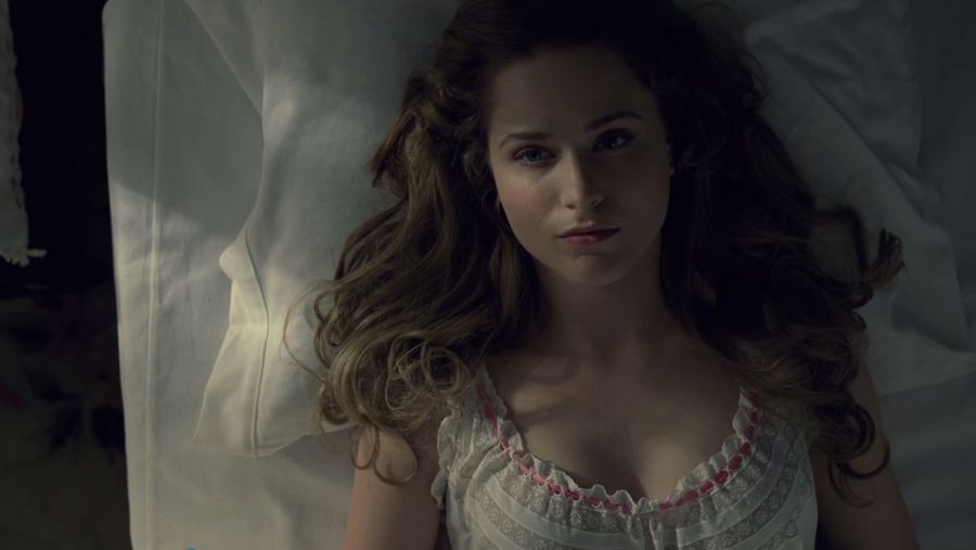 HBO&#39;s <i>Westworld</i> Is Violent, Philosophical, And Somehow Tons Of Fun
