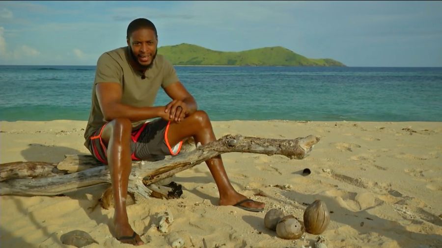 9-Year NFL Vet Alan Ball Made A Guy Take His Pants Off On <i>Survivor</i>