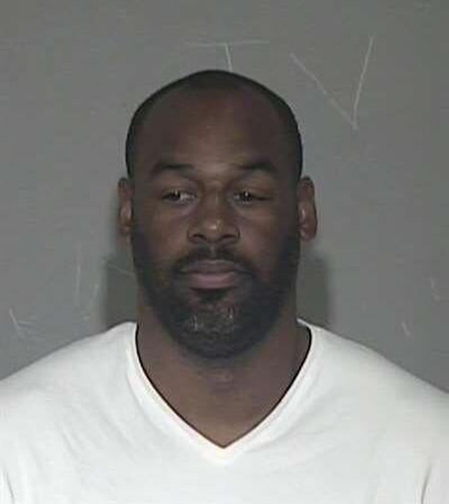 What The Hell Is Going On With Donovan McNabb's Mug Shot? [Update]