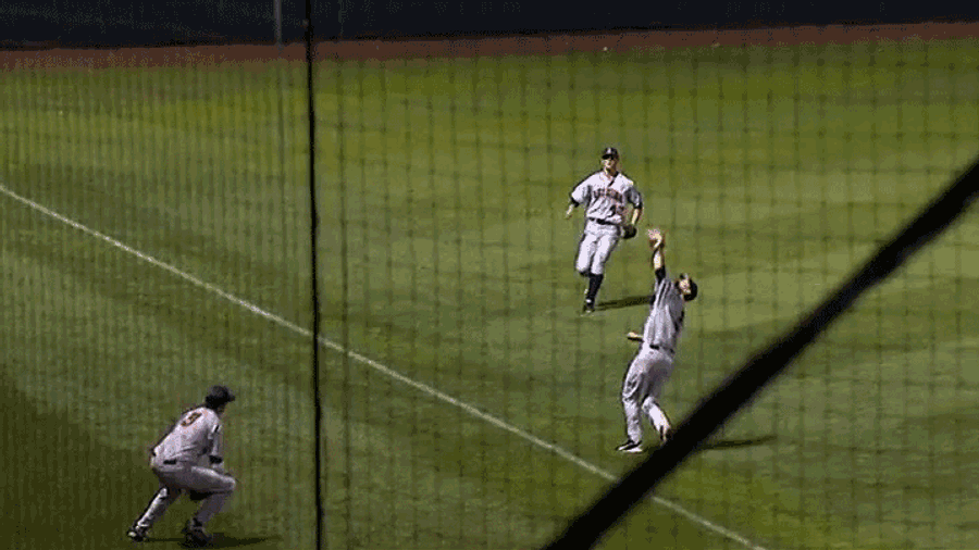 Arizona Completes Tandem Putout Off The Shortstop's Skull