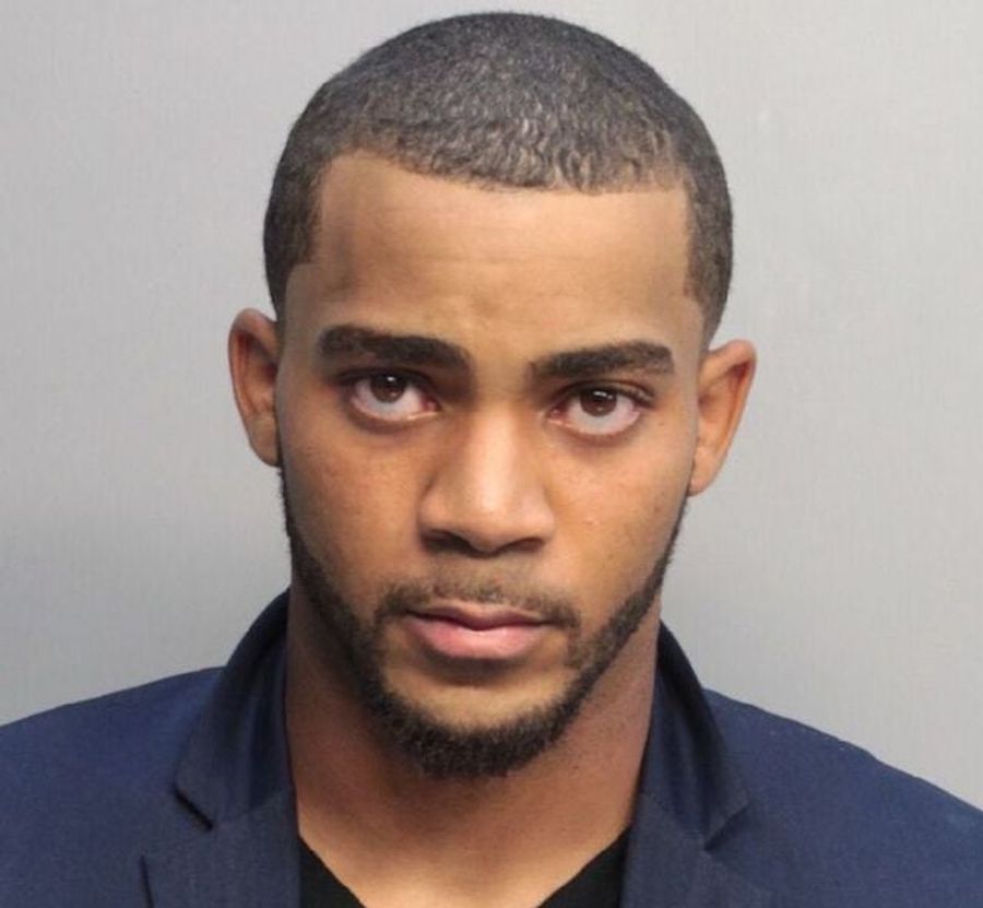 Police: Drunk Jaguars Player Tried To Use Bubble Gum As Money