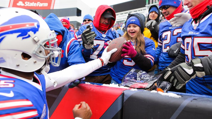 <i>Buffalo News</i> Columnist To Happy Bills Fans: How Dare You Care About Football When You Could Be Worrying About Nuclear War Instead