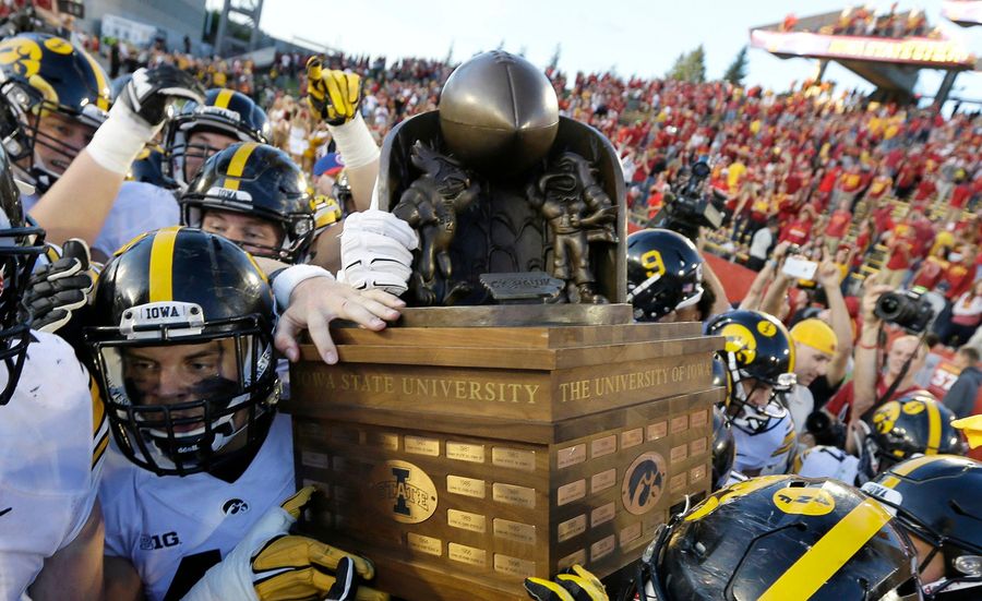 Iowa Fan Arrested For Public Intoxication Thought She Was At Iowa State Game That Didn&#39;t Exist