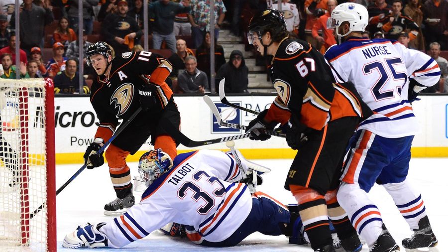 After Giving Up Three Goals In Three Minutes, <em></em>Oilers Frustrated With Lack Of Interference Call
