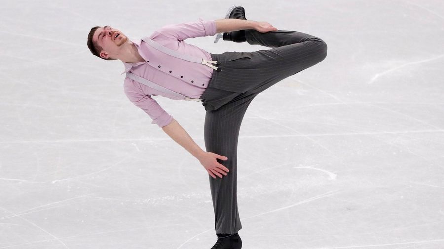 Anyway, Here's Paul Anka's Jazzy Cover Of "Wonderwall" Used In A Figure Skating Routine