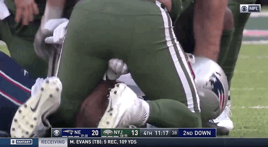 Henry Anderson&#39;s Dick And Balls Rudely Squished By Cordarrelle Patterson [Update]