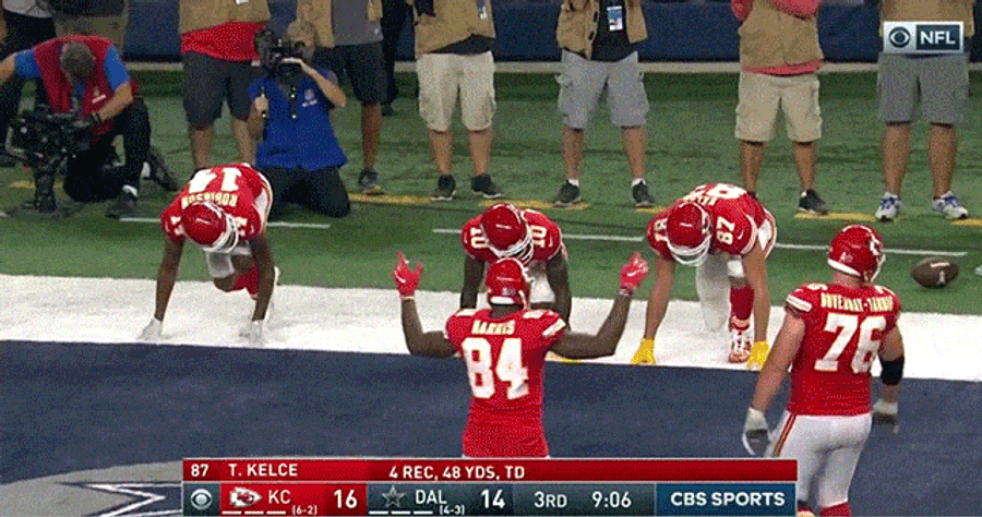 Chiefs Celebrate TD With Potato Sack Race
