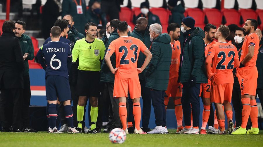 Basaksehir and PSG players walk off field after official accused of racial slur [Update]