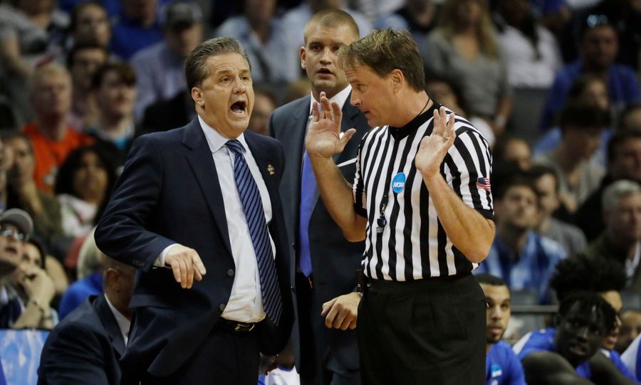 Bad Kentucky Fans Flood Referee's Business With Negative Reviews