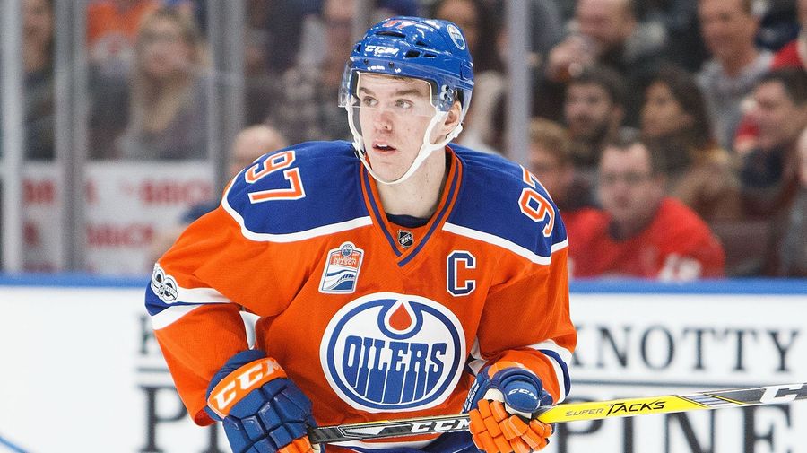 Connor McDavid Enjoys Interaction With Fans