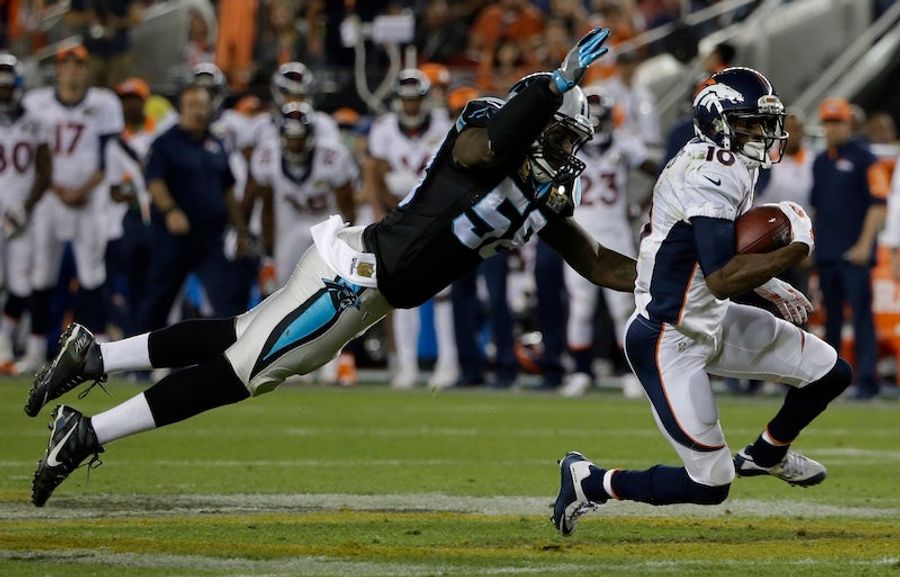 Thomas Davis's Surgically Repaired Arm Looked Like A Football