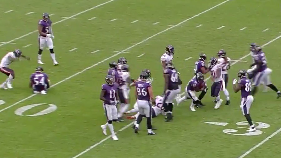 A Little Luck Gives Bobby Rainey The Year&#39;s First Kickoff Return TD
