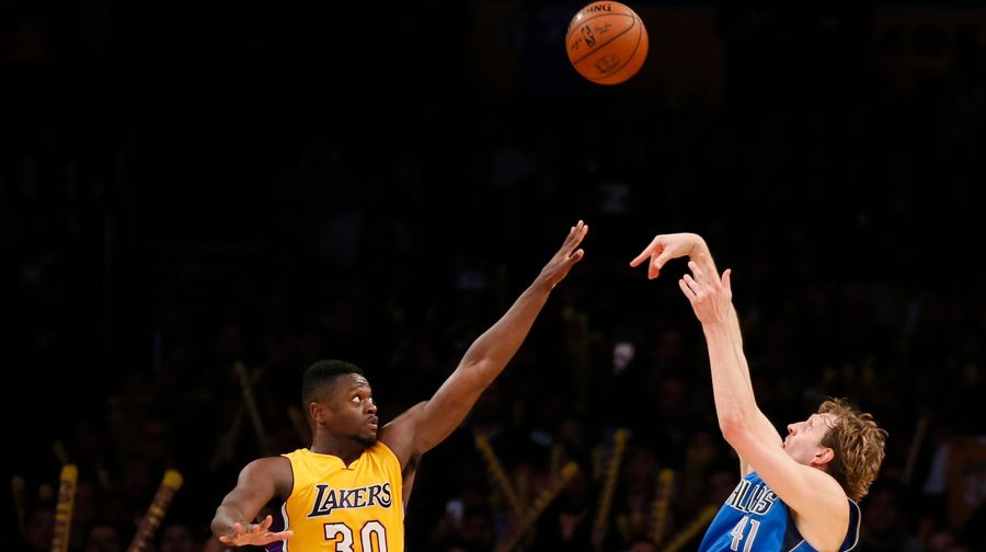 Dirk Hits Game-Winning Jumper, Gets The Kobe Pat Of Approval