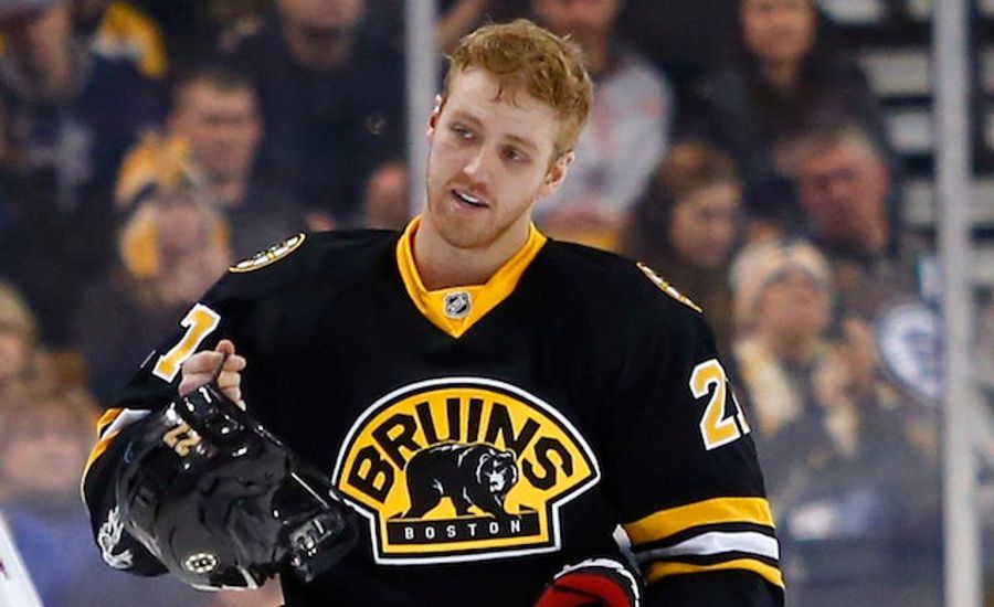 Kelly Olynyk Reports News Of Dougie Hamilton&#39;s Broken Ribs 