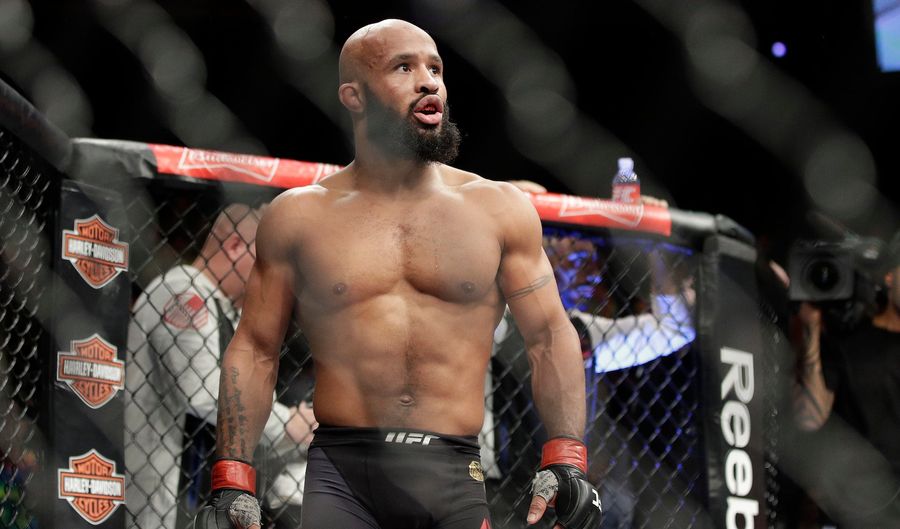 What The Fuck Is The Deal With This Weird Fake UFC "Trade"? <em></em>