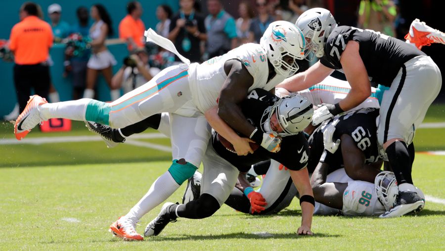The NFL&#39;s Stupid New Roughing The Passer Rule Cost William Hayes His Season
