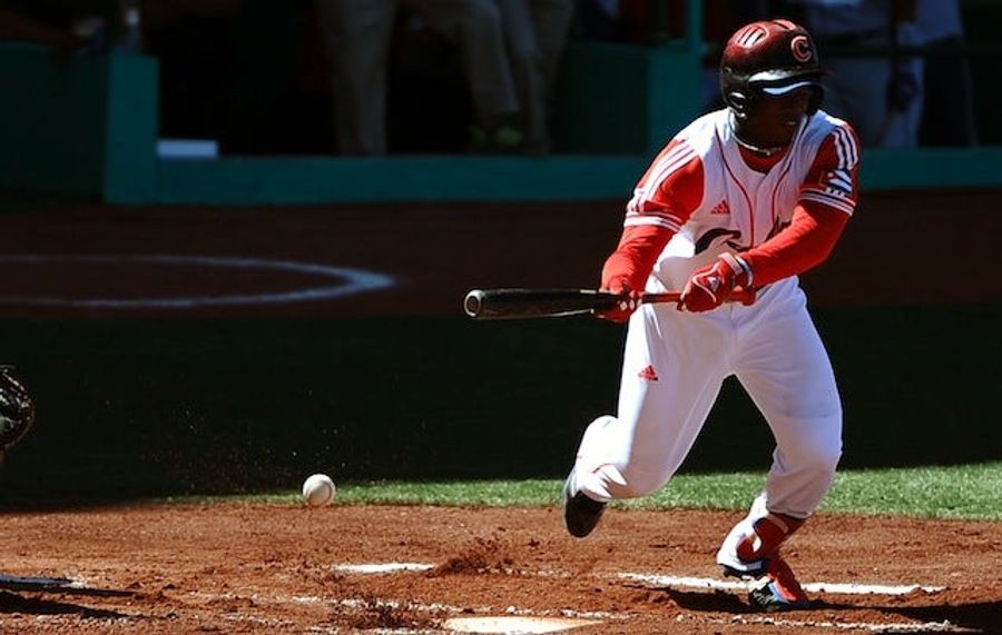Red Sox Sign Rusney Castillo, Proving It&#39;s A Good Time To Be A Defector