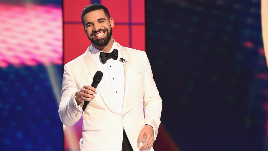 Does Drake Have Steph Curry And Kevin Durant's Numbers Tattooed On His Arm?