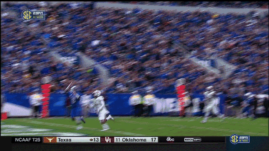 Javess Blue Hauls In Circus Catch Of The Season For Kentucky
