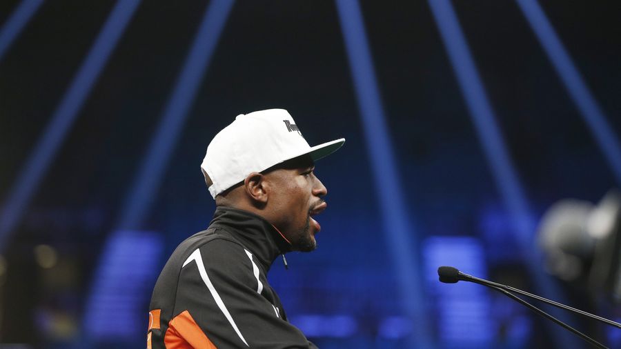 Floyd Mayweather Jr. Is Fighting Conor McGregor. What The Fucking Fuck?