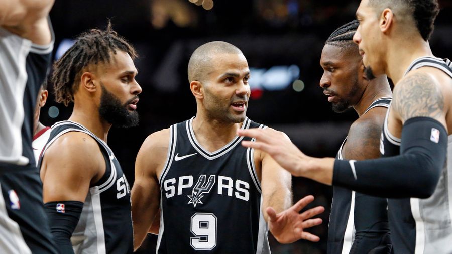 The Spurs, Who Have No Good Players, Are Having A Hard Time