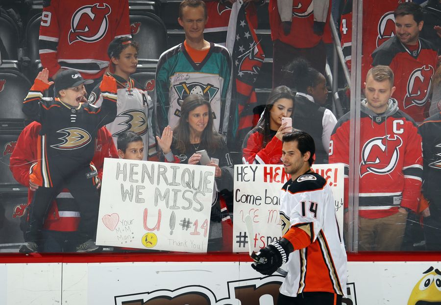 Adam Henrique&#39;s New Jersey Homecoming Featured A Beautiful Goal And The &quot;Pads Of Seduction&quot;