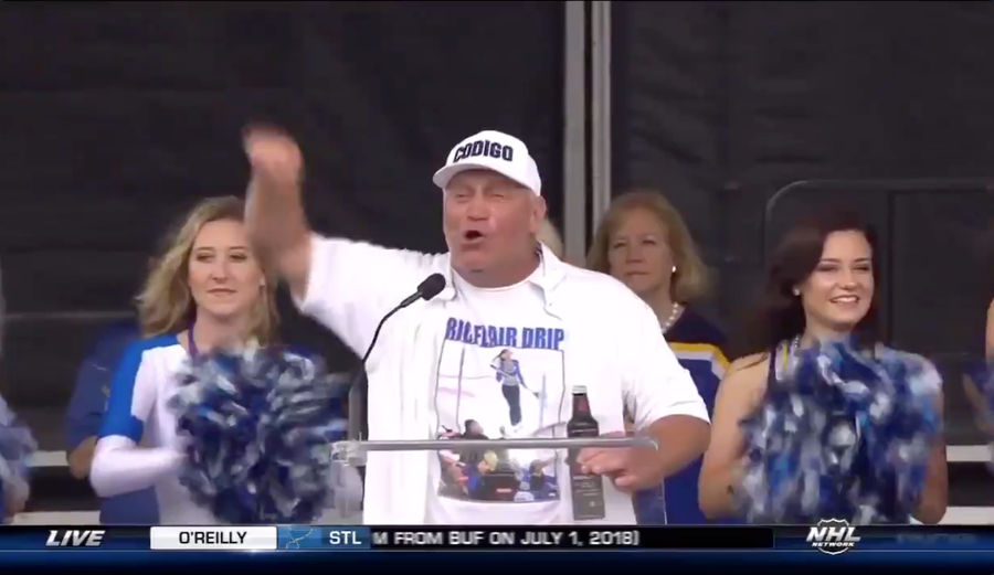 Brett Hull Drunkenly Encourages St. Louis Crowd To Start A "We Went Blues" Chant