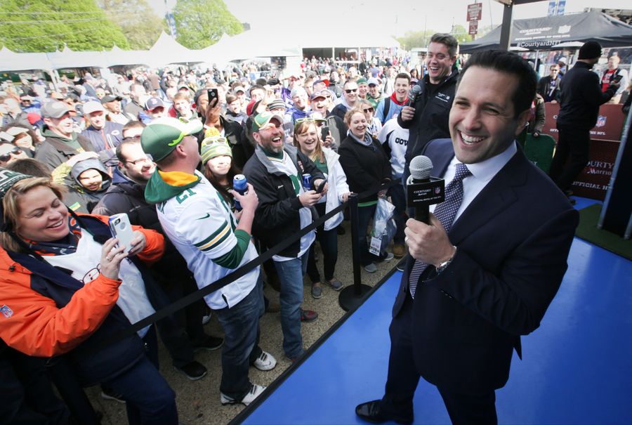 I Can&#39;t Believe Adam Schefter Is Really This Naive