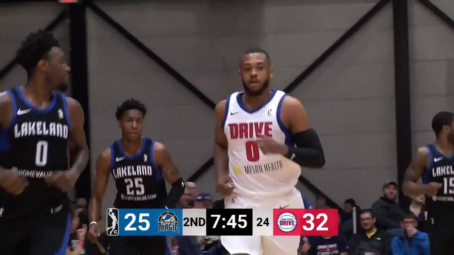 NBA D-League Player Zeke Upshaw Dies After Collapsing On Court