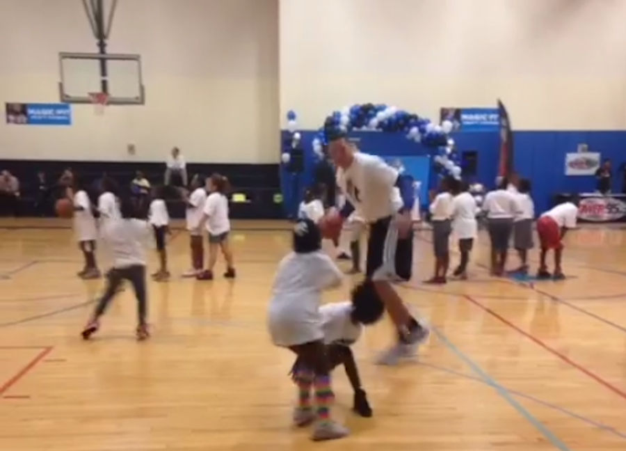Aaron Gordon Crosses A Little Girl To The Ground, Flees The Scene