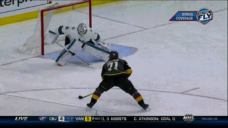 William Karlsson's Shorthanded, Between-The-Legs Goal Is One Of The Year's Best<em></em>