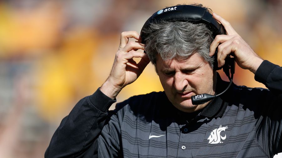 Mike Leach Tracked A Raccoon Because He &quot;Was Curious Where It Lived&quot;<em></em><em></em>