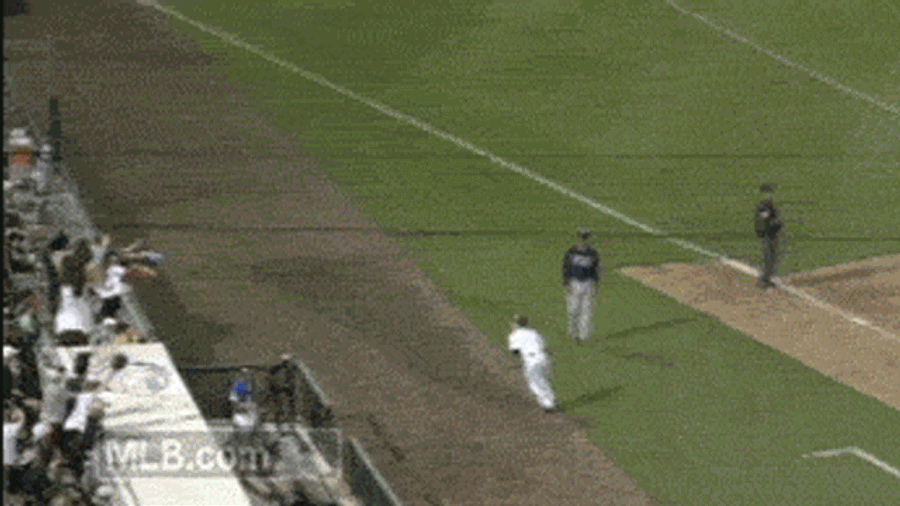 The Twins' Bear Mascot Can Catch Balls With His Mouth